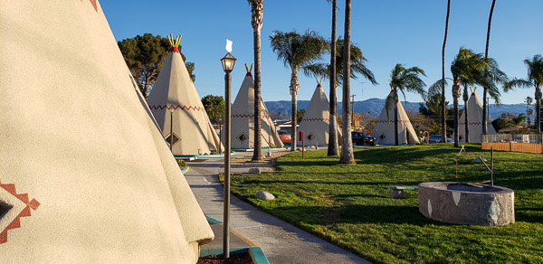 Route 66 WigWam Model